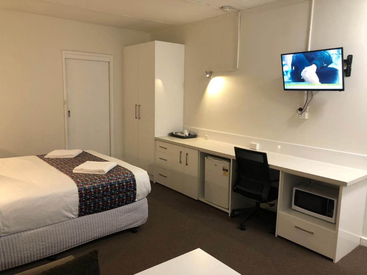 Parkside Inn Motel Мельбурн Экстерьер фото